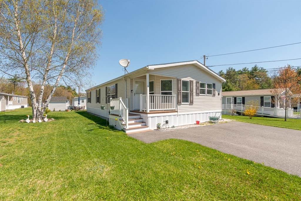5 Asher Ln, Pepperell, Massachusetts, 2 Bedrooms Bedrooms, 5 Rooms Rooms,2 BathroomsBathrooms,Residential,For Sale,Asher Ln,73513523