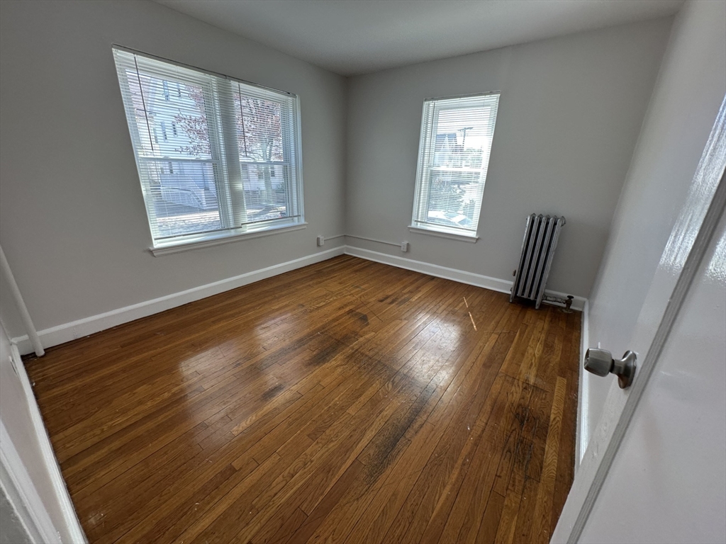 166 Mountain Ave, Malden, Massachusetts, 2 Rooms Rooms,1 BathroomBathrooms,Residential Lease,For Rent,Mountain Ave,73513511