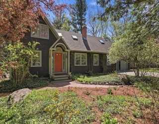 14 Normandy Rd, Lexington, Massachusetts, 5 Bedrooms Bedrooms, 9 Rooms Rooms,3 BathroomsBathrooms,Residential,For Sale,Normandy Rd,73513729