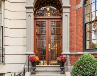 12 Marlborough St, Boston, Massachusetts, 2 Bedrooms Bedrooms, 6 Rooms Rooms,2.5 BathroomsBathrooms,Residential,For Sale,Marlborough St,73513547