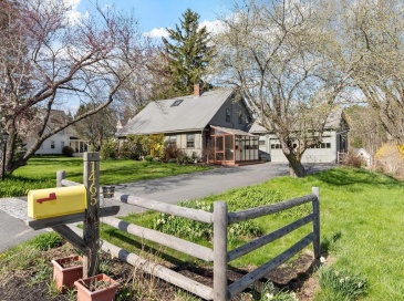 1465 Sudbury Road, Concord, Massachusetts, 5 Bedrooms Bedrooms, 8 Rooms Rooms,3 BathroomsBathrooms,Residential,For Sale,Sudbury Road,73513538