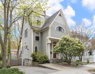 26 Circuit Ave, Newton, Massachusetts, 4 Bedrooms Bedrooms, 7 Rooms Rooms,2.5 BathroomsBathrooms,Residential,For Sale,Circuit Ave,73513557