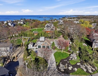 82 Nichols Rd, Cohasset, Massachusetts, 5 Bedrooms Bedrooms, 12 Rooms Rooms,3.5 BathroomsBathrooms,Residential,For Sale,Nichols Rd,73513339