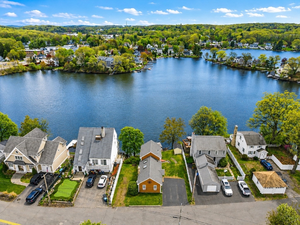 1 Bay View Drive, Shrewsbury, Massachusetts, 3 Bedrooms Bedrooms, 6 Rooms Rooms,2 BathroomsBathrooms,Residential,For Sale,Bay View Drive,73513303