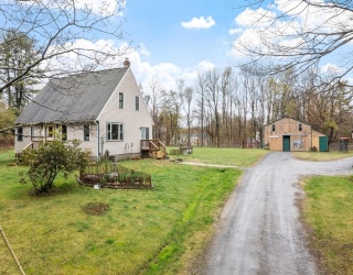 340 Ball Hill Rd, Princeton, Massachusetts, 3 Bedrooms Bedrooms, 6 Rooms Rooms,2 BathroomsBathrooms,Residential,For Sale,Ball Hill Rd,73513202