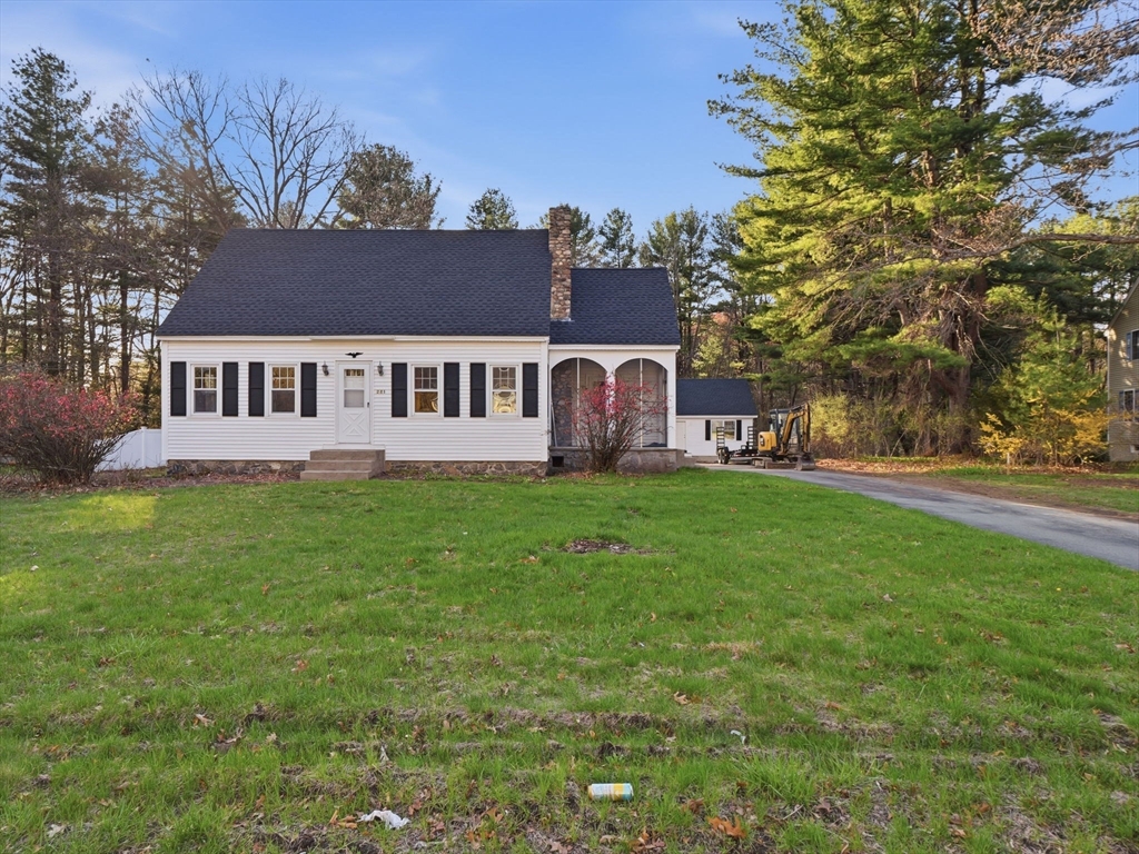 285 W Meadow Rd, Lowell, Massachusetts, 3 Bedrooms Bedrooms, 6 Rooms Rooms,1 BathroomBathrooms,Residential,For Sale,W Meadow Rd,73513619