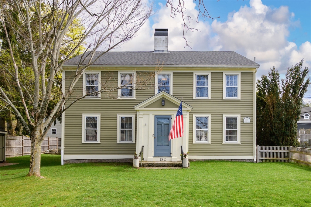 182 South Street, Hingham, Massachusetts, 3 Bedrooms Bedrooms, 7 Rooms Rooms,2.5 BathroomsBathrooms,Residential,For Sale,South Street,73513209