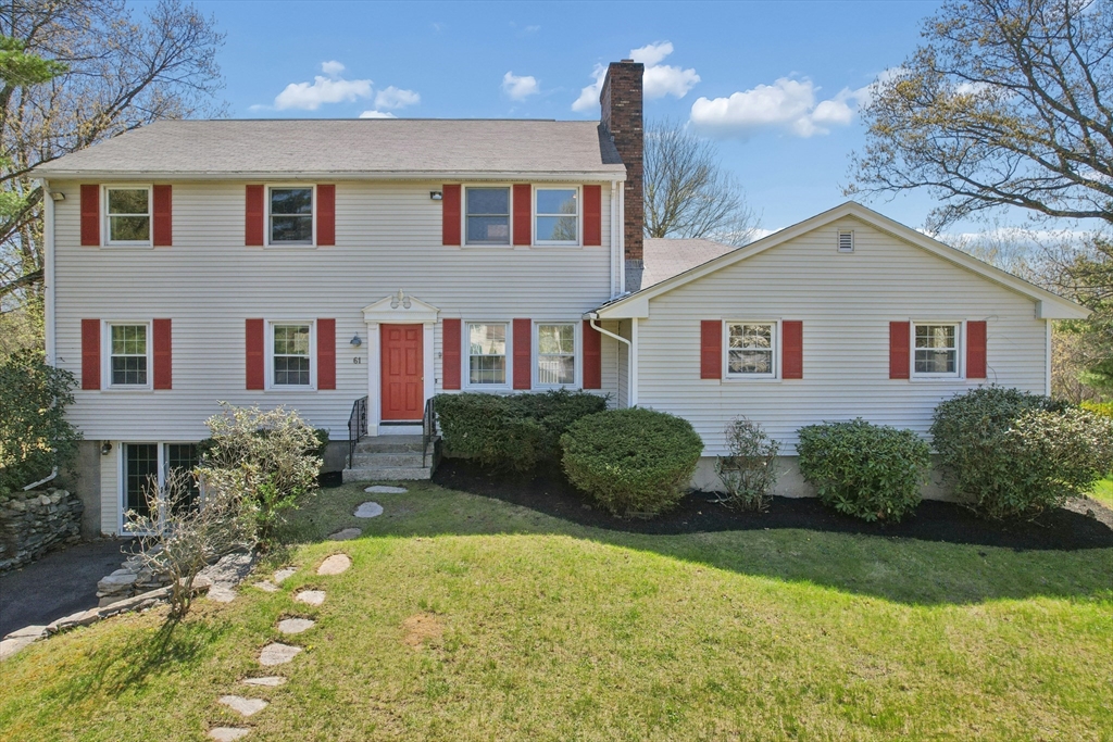 61 Gulf St, Shrewsbury, Massachusetts, 6 Bedrooms Bedrooms, 12 Rooms Rooms,4.5 BathroomsBathrooms,Residential,For Sale,Gulf St,73513340