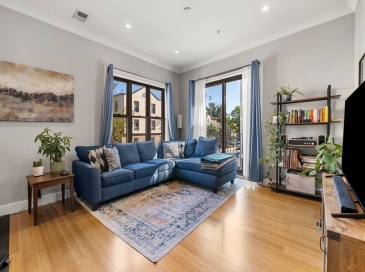 88 B Street, Boston, Massachusetts, 1 Bedroom Bedrooms, 5 Rooms Rooms,1 BathroomBathrooms,Residential,For Sale,B Street,73513414