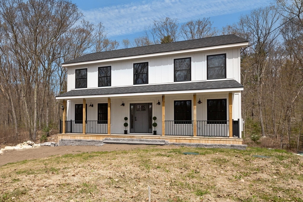 130 Se Main St, Douglas, Massachusetts, 4 Bedrooms Bedrooms, 7 Rooms Rooms,2.5 BathroomsBathrooms,Residential,For Sale,Se Main St,73513254