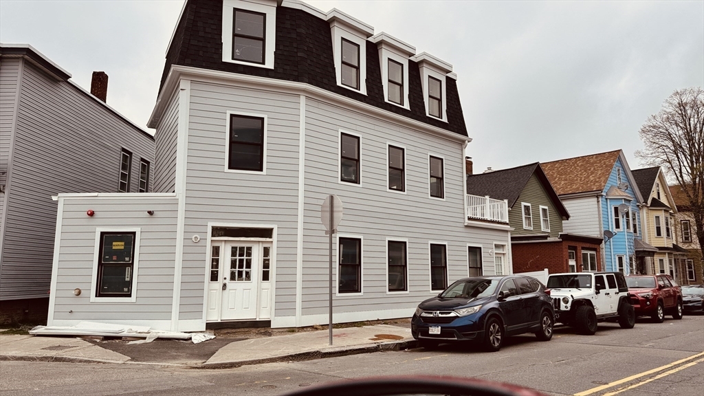 804-806 Saratoga, Boston, Massachusetts, 3 Bedrooms Bedrooms, 6 Rooms Rooms,2 BathroomsBathrooms,Residential,For Sale,Saratoga,73513250