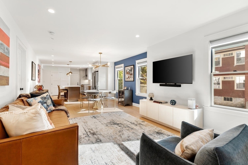 15 Higgins St, Arlington, Massachusetts, 3 Bedrooms Bedrooms, 7 Rooms Rooms,2.5 BathroomsBathrooms,Residential,For Sale,Higgins St,73448458