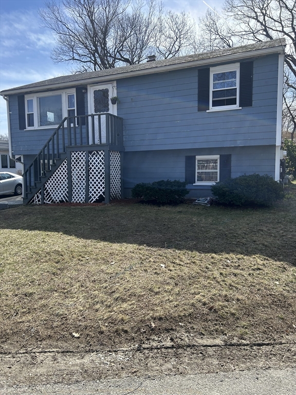 225 Westminster Rd., Weymouth, Massachusetts, 2 Bedrooms Bedrooms, 6 Rooms Rooms,1 BathroomBathrooms,Residential,For Sale,Westminster Rd.,73491903