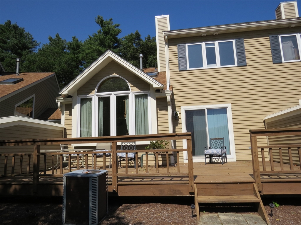 5B Pond View Way, Northborough, Massachusetts, 2 Bedrooms Bedrooms, 6 Rooms Rooms,2.5 BathroomsBathrooms,Residential,For Sale,Pond View Way,73484960
