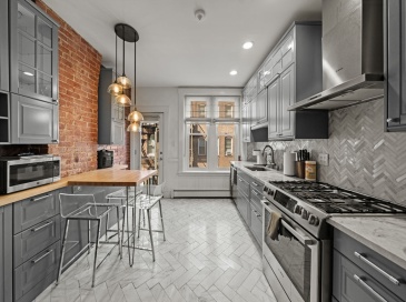 19 Cortes Street, Boston, Massachusetts, 2 Bedrooms Bedrooms, 4 Rooms Rooms,1 BathroomBathrooms,Residential Lease,For Rent,Cortes Street,73500573 19 Cortes Street, Boston, Massachusetts, 2 Bedrooms Bedrooms, 4 Rooms Rooms,1 BathroomBathrooms,Residential Lease,For Rent,Cortes Street,73500573