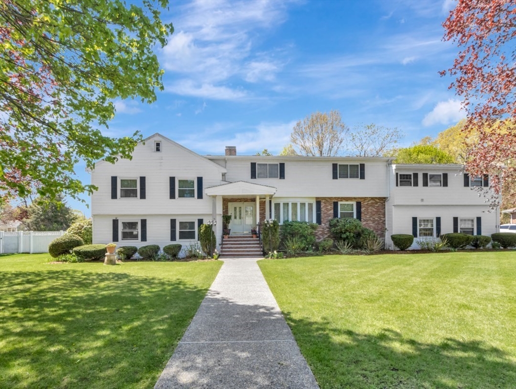 16 Indian Rock Dr, Saugus, Massachusetts, 1 Bedroom Bedrooms, 3 Rooms Rooms,1 BathroomBathrooms,Residential Lease,For Rent,Indian Rock Dr,73513799