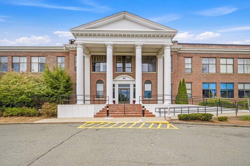 90 Sea, Weymouth, Massachusetts, 2 Bedrooms Bedrooms, 5 Rooms Rooms,1 BathroomBathrooms,Residential,For Sale,Sea,73513820