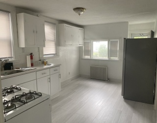19 Meacham St, Somerville, Massachusetts, 2 Bedrooms Bedrooms, 4 Rooms Rooms,1 BathroomBathrooms,Residential Lease,For Rent,Meacham St,73513871