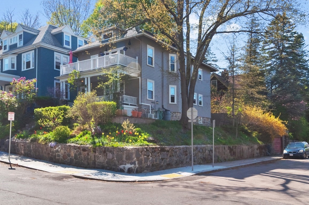91 Aldrich St, Boston, Massachusetts, 2 Bedrooms Bedrooms, 5 Rooms Rooms,1 BathroomBathrooms,Residential Lease,For Rent,Aldrich St,73513872