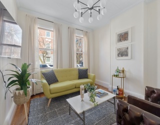 56 Spring St, Cambridge, Massachusetts, 2 Bedrooms Bedrooms, 4 Rooms Rooms,1 BathroomBathrooms,Residential Lease,For Rent,Spring St,73513889
