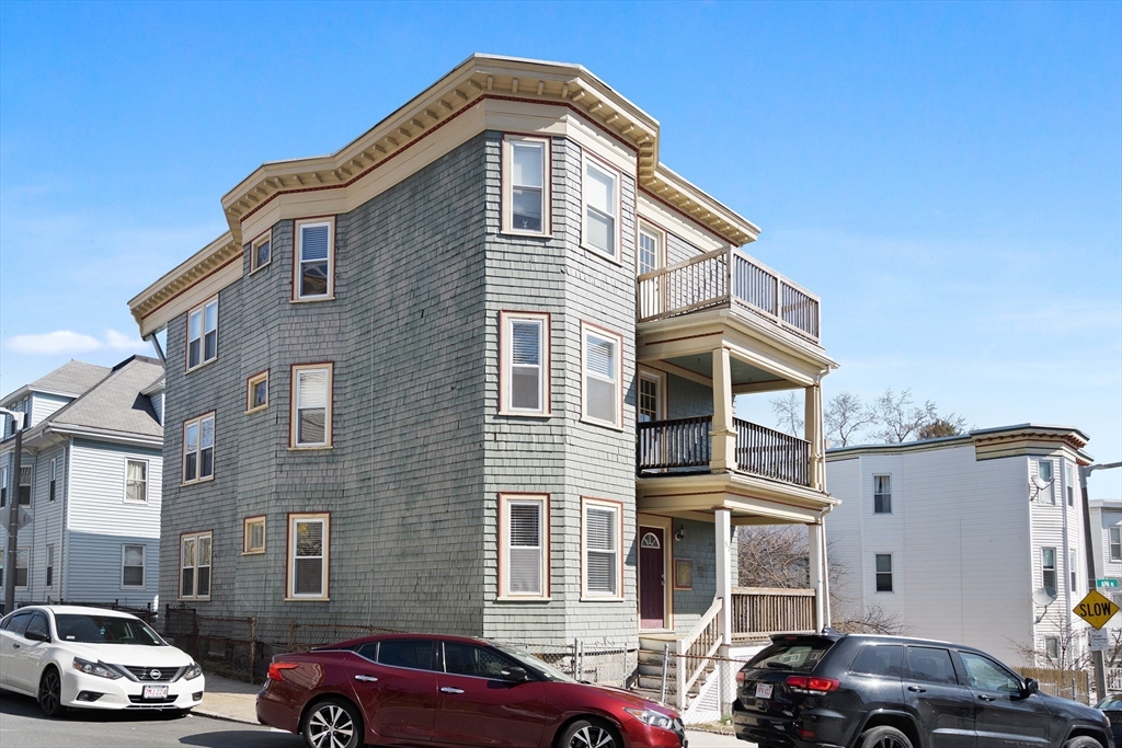 51 Alpha Road, Boston, Massachusetts, 9 Bedrooms Bedrooms, 18 Rooms Rooms,3 BathroomsBathrooms,Residential Income,For Sale,Alpha Road,73513896