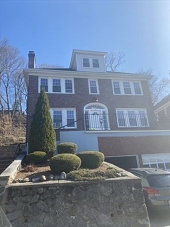 95 Westbourne Terracce, Brookline, Massachusetts, 3 Bedrooms Bedrooms, 7 Rooms Rooms,2 BathroomsBathrooms,Residential Lease,For Rent,Westbourne Terracce,73513927