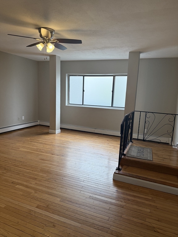 295 Shirley St, Winthrop, Massachusetts, 2 Bedrooms Bedrooms, 5 Rooms Rooms,1.5 BathroomsBathrooms,Residential Lease,For Rent,Shirley St,73514189