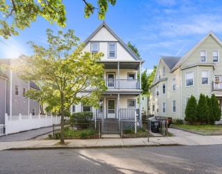 29 Victoria St, Somerville, Massachusetts, 6 Bedrooms Bedrooms, 12 Rooms Rooms,2 BathroomsBathrooms,Residential Income,For Sale,Victoria St,73513999