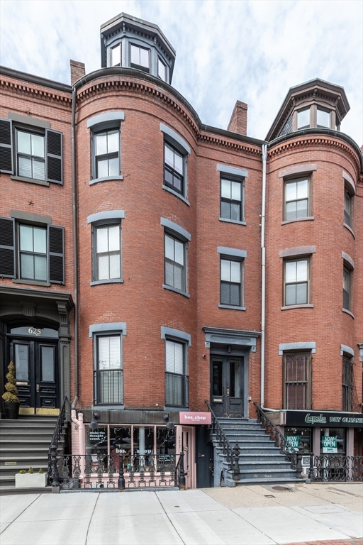 623 Tremont St, Boston, Massachusetts, 1 Bedroom Bedrooms, 3 Rooms Rooms,1 BathroomBathrooms,Residential Lease,For Rent,Tremont St,73504878