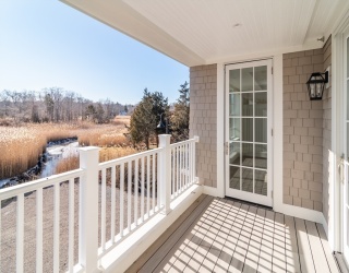 87 Elm Street, Cohasset, Massachusetts, 2 Bedrooms Bedrooms, 5 Rooms Rooms,2.5 BathroomsBathrooms,Residential,For Sale,Elm Street,73514025