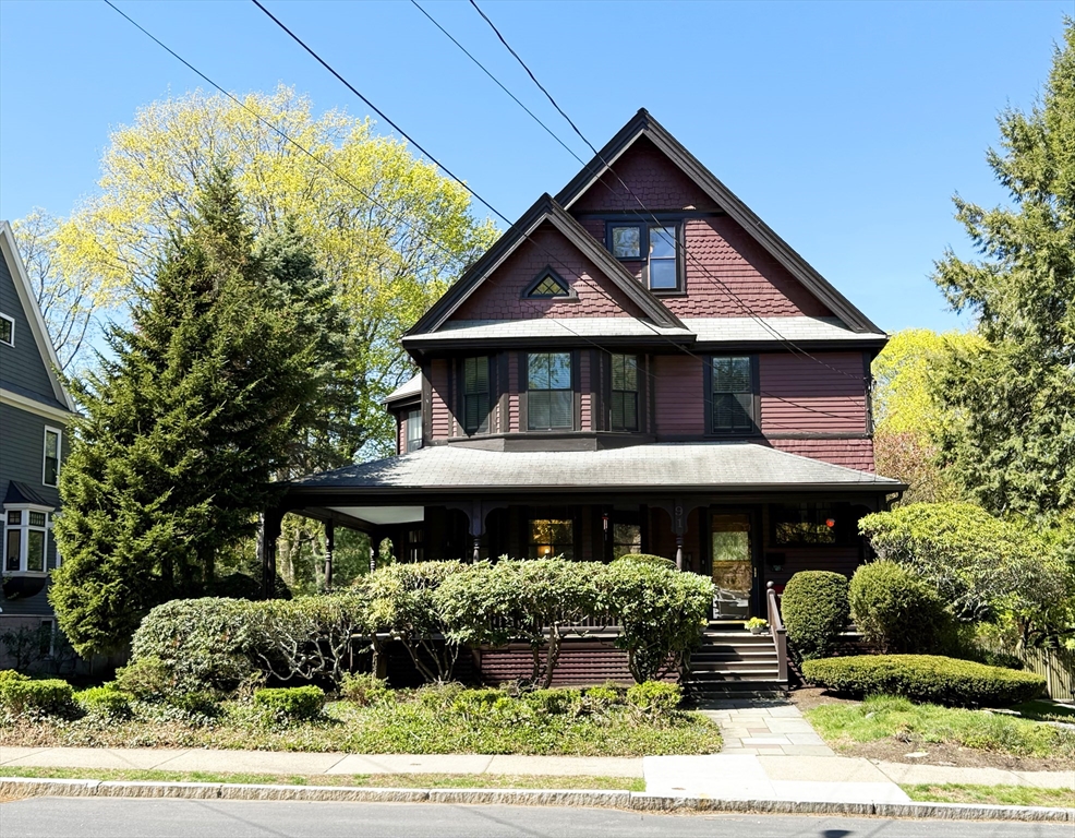 91 Hillside Ave, Newton, Massachusetts, 5 Bedrooms Bedrooms, 9 Rooms Rooms,2.5 BathroomsBathrooms,Residential,For Sale,Hillside Ave,73513962