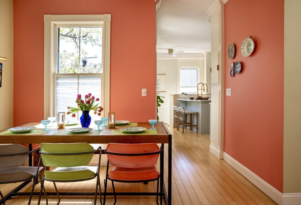 118 Pearl Street, Cambridge, Massachusetts, 2 Bedrooms Bedrooms, 7 Rooms Rooms,2 BathroomsBathrooms,Residential,For Sale,Pearl Street,73514082