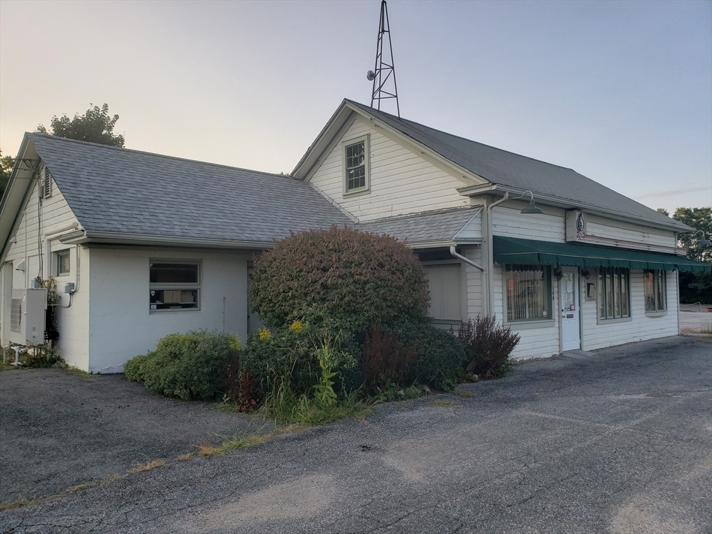 100 Northampton Street, Easthampton, Massachusetts, ,Commercial Sale,For Sale,Northampton Street,73514098