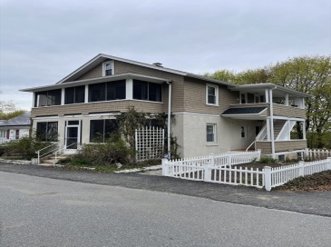 63 Belmont St., Fitchburg, Massachusetts, 3 Bedrooms Bedrooms, 6 Rooms Rooms,1 BathroomBathrooms,Residential Lease,For Rent,Belmont St.,73514097 63 Belmont St., Fitchburg, Massachusetts, 3 Bedrooms Bedrooms, 6 Rooms Rooms,1 BathroomBathrooms,Residential Lease,For Rent,Belmont St.,73514097