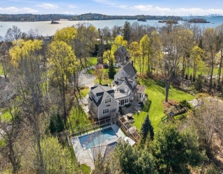 5 Seal Cove Ln, Hingham, Massachusetts, 4 Bedrooms Bedrooms, 16 Rooms Rooms,6 BathroomsBathrooms,Residential,For Sale,Seal Cove Ln,73513914