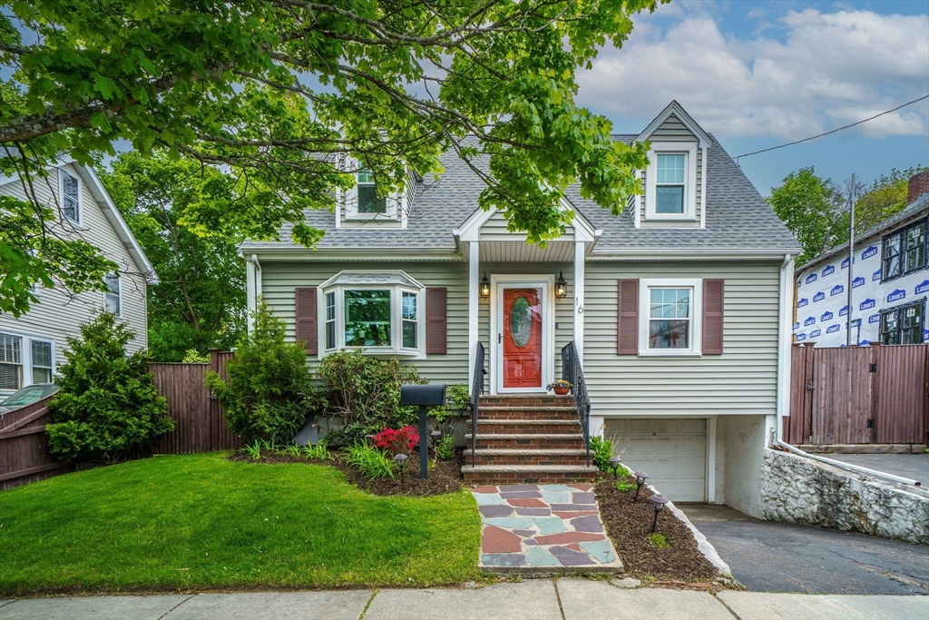 16 Melbourne Ave, Newton, Massachusetts, 3 Bedrooms Bedrooms, 6 Rooms Rooms,2 BathroomsBathrooms,Residential,For Sale,Melbourne Ave,73514339