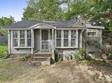 67 Priscilla Ave, Duxbury, Massachusetts, 4 Bedrooms Bedrooms, 5 Rooms Rooms,1 BathroomBathrooms,Residential Lease,For Rent,Priscilla Ave,73514242 67 Priscilla Ave, Duxbury, Massachusetts, 4 Bedrooms Bedrooms, 5 Rooms Rooms,1 BathroomBathrooms,Residential Lease,For Rent,Priscilla Ave,73514242