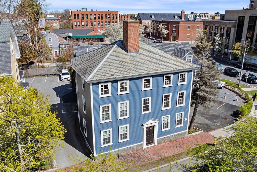 23 Summer St, Salem, Massachusetts, 1 Bedroom Bedrooms, 4 Rooms Rooms,1 BathroomBathrooms,Residential,For Sale,Summer St,73514031