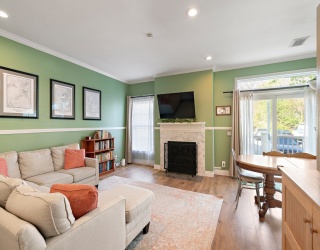 73 Bradford Commons Ln., Braintree, Massachusetts, 3 Bedrooms Bedrooms, 6 Rooms Rooms,2.5 BathroomsBathrooms,Residential,For Sale,Bradford Commons Ln.,73514251