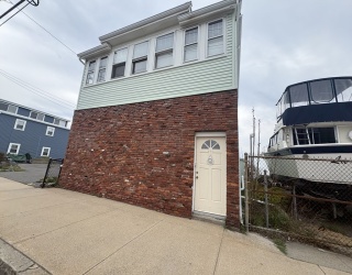 573 Shirley St, Winthrop, Massachusetts, 2 Bedrooms Bedrooms, 6 Rooms Rooms,1.5 BathroomsBathrooms,Residential Lease,For Rent,Shirley St,73514281