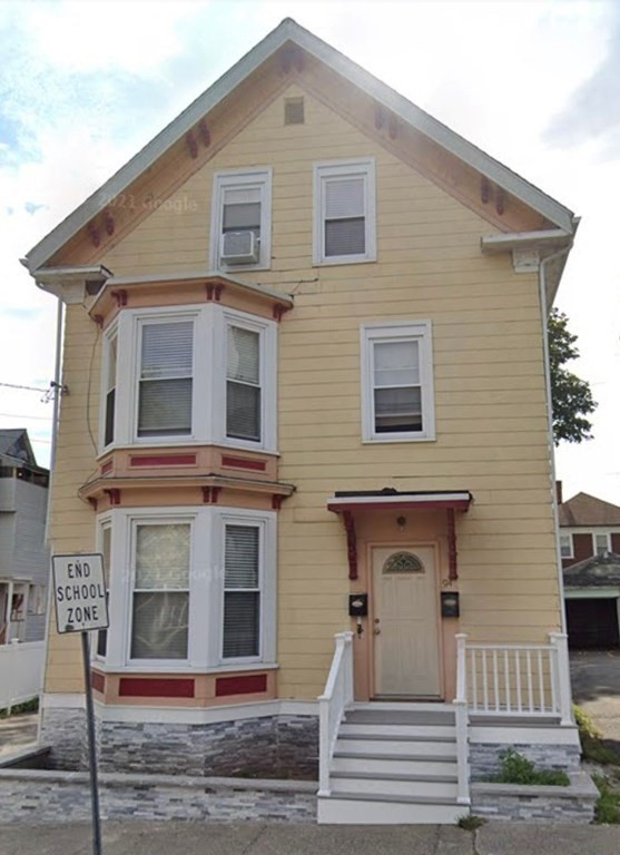 94 Rockaway St, Lynn, Massachusetts, 3 Bedrooms Bedrooms, 6 Rooms Rooms,1 BathroomBathrooms,Residential Lease,For Rent,Rockaway St,73514284