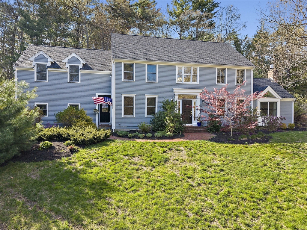 121 Hampstead Way, Marshfield, Massachusetts, 4 Bedrooms Bedrooms, 8 Rooms Rooms,2.5 BathroomsBathrooms,Residential,For Sale,Hampstead Way,73514145