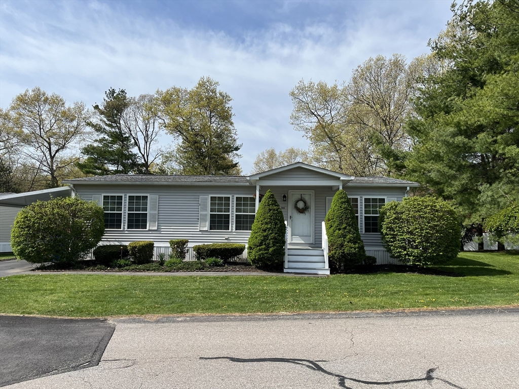 50 Highland Street, Taunton, Massachusetts, 2 Bedrooms Bedrooms, 5 Rooms Rooms,2 BathroomsBathrooms,Residential,For Sale,Highland Street,73514287