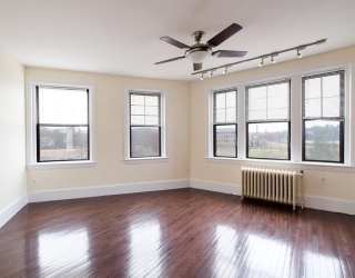 374 Chestnut Hill Ave, Boston, Massachusetts, 2 Bedrooms Bedrooms, 4 Rooms Rooms,1 BathroomBathrooms,Residential,For Sale,Chestnut Hill Ave,73514307