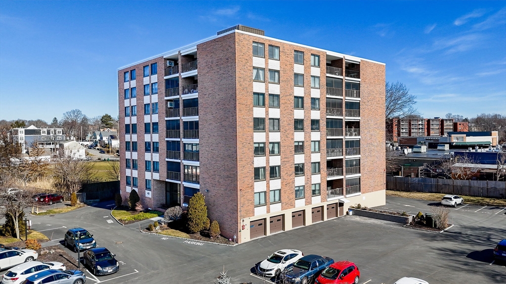 49 Melrose St, Melrose, Massachusetts, 2 Bedrooms Bedrooms, 5 Rooms Rooms,2 BathroomsBathrooms,Residential,For Sale,Melrose St,73514258