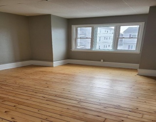 762 Globe Street, Fall River, Massachusetts, 3 Bedrooms Bedrooms, 5 Rooms Rooms,1 BathroomBathrooms,Residential Lease,For Rent,Globe Street,73514566