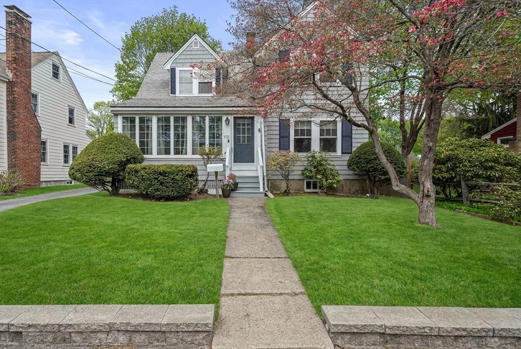 103 Madison Street, Dedham, Massachusetts, 3 Bedrooms Bedrooms, 7 Rooms Rooms,1.5 BathroomsBathrooms,Residential,For Sale,Madison Street,73514011