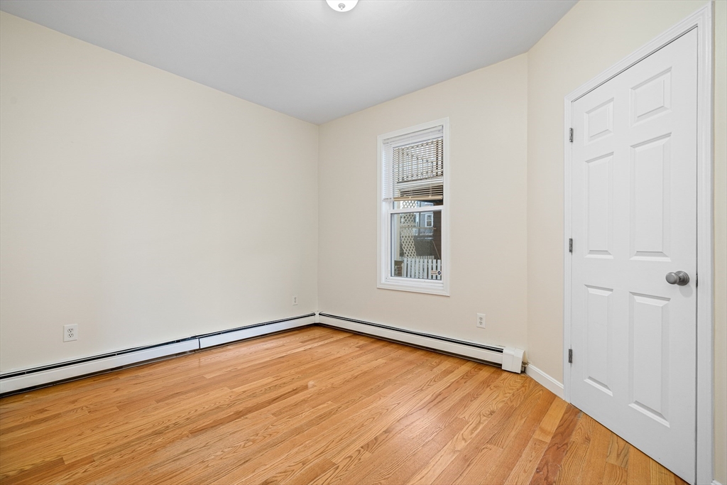 5 Dawes Street, Boston, Massachusetts, 3 Bedrooms Bedrooms, 5 Rooms Rooms,1 BathroomBathrooms,Residential Lease,For Rent,Dawes Street,73514653