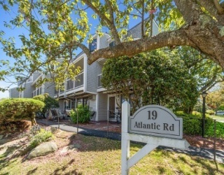 19 Atlantic Rd, Gloucester, Massachusetts, 2 Bedrooms Bedrooms, 6 Rooms Rooms,1 BathroomBathrooms,Residential,For Sale,Atlantic Rd,73514659