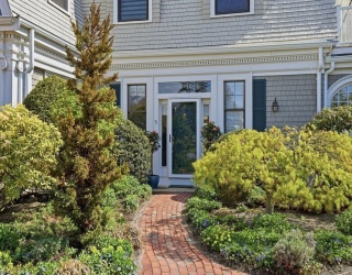 74 Branch St, Scituate, Massachusetts, 2 Bedrooms Bedrooms, 5 Rooms Rooms,1.5 BathroomsBathrooms,Residential,For Sale,Branch St,73514399